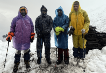 हिमपातमा फसेका ३ विदेशीसहित १५ पर्यटकलाई सेनाले गर्यो उद्धार