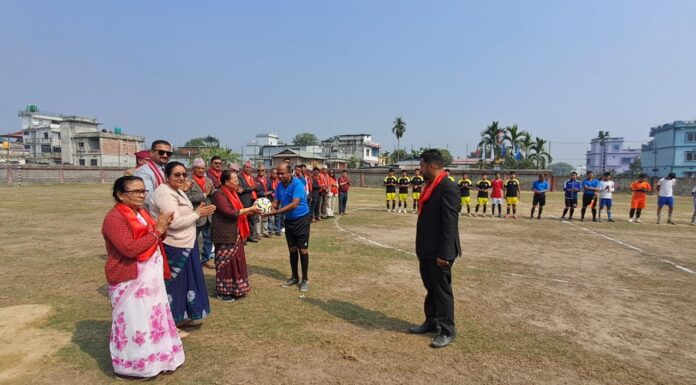 गुरुभक्त न्यौपानेको स्मृतिमा फुटबल प्रतियोगिता शुरु